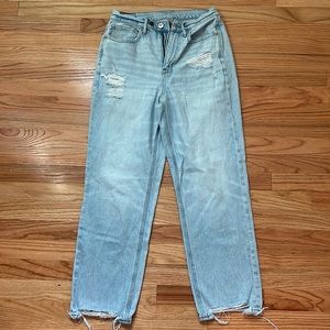 American Eagle Mom Jeans